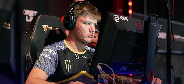 与更衣室瞬 与更衣室瞬